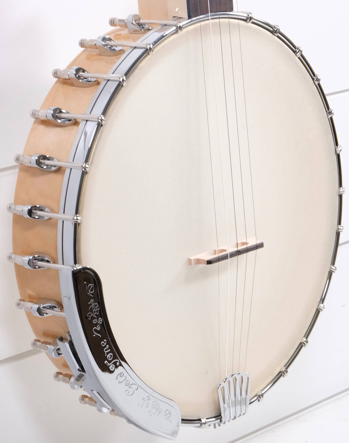 Gold Tone Banjo with Gig Bag D56058