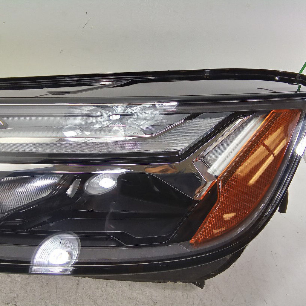 Pre-Owned 2021 Audi Q5 SQ5 Driver LH Head Light Lamp OEM LKQ Q357