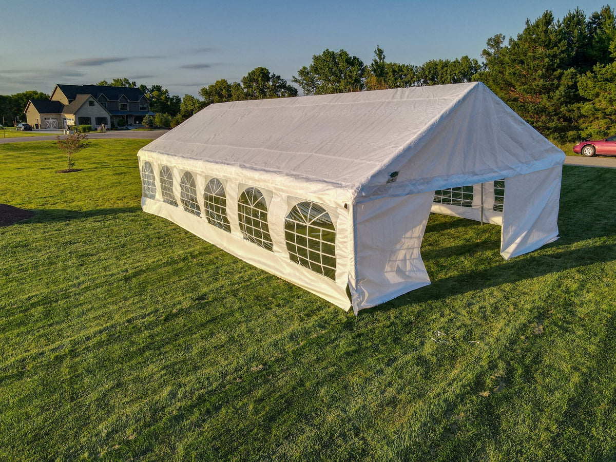 20'x40' Fire Resistant Event Tent with Sidewalls O5017