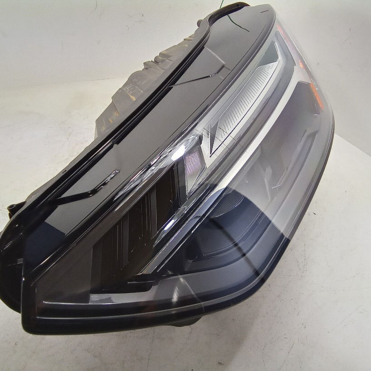 Pre-Owned 2021 Audi Q5 SQ5 Driver LH Head Light Lamp OEM LKQ Q357