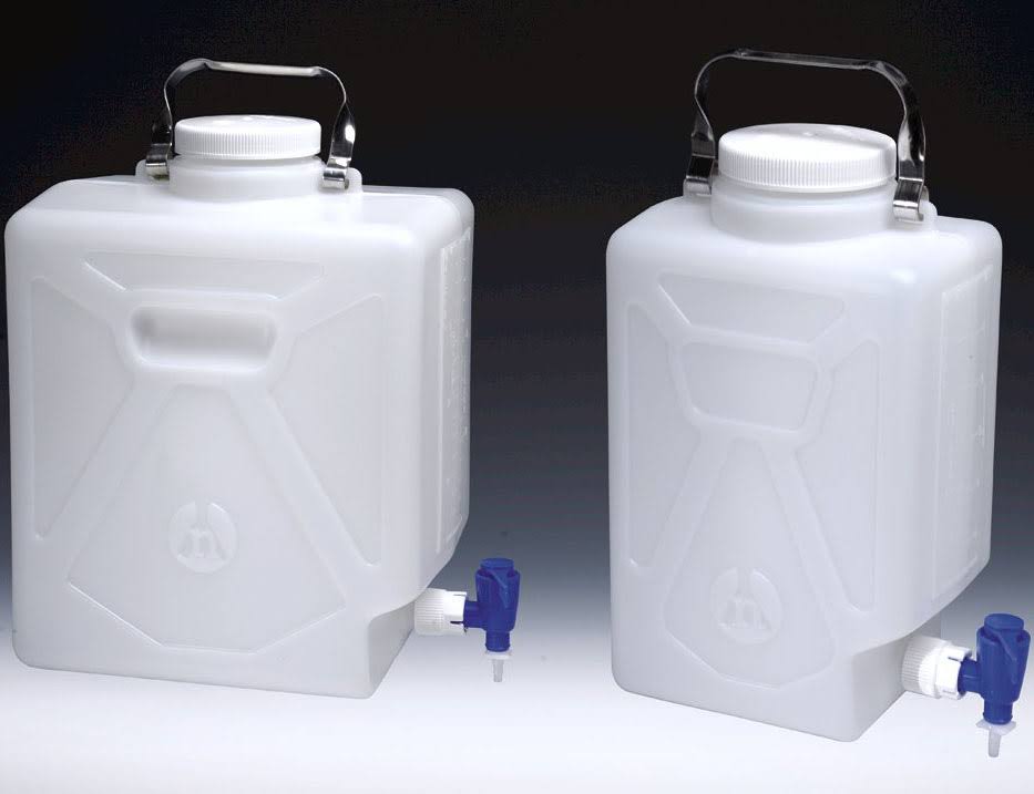 20 L HDPE Rectangular Carboy with Spigot (Case of 4) R338302