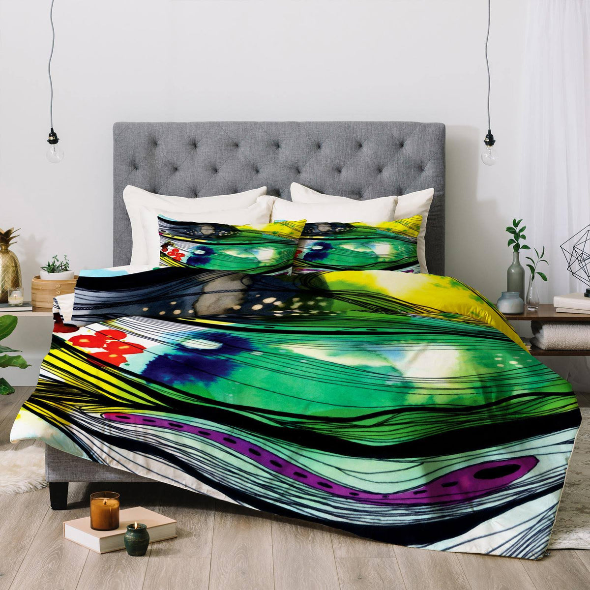 Queen Abstract Comforter A83609