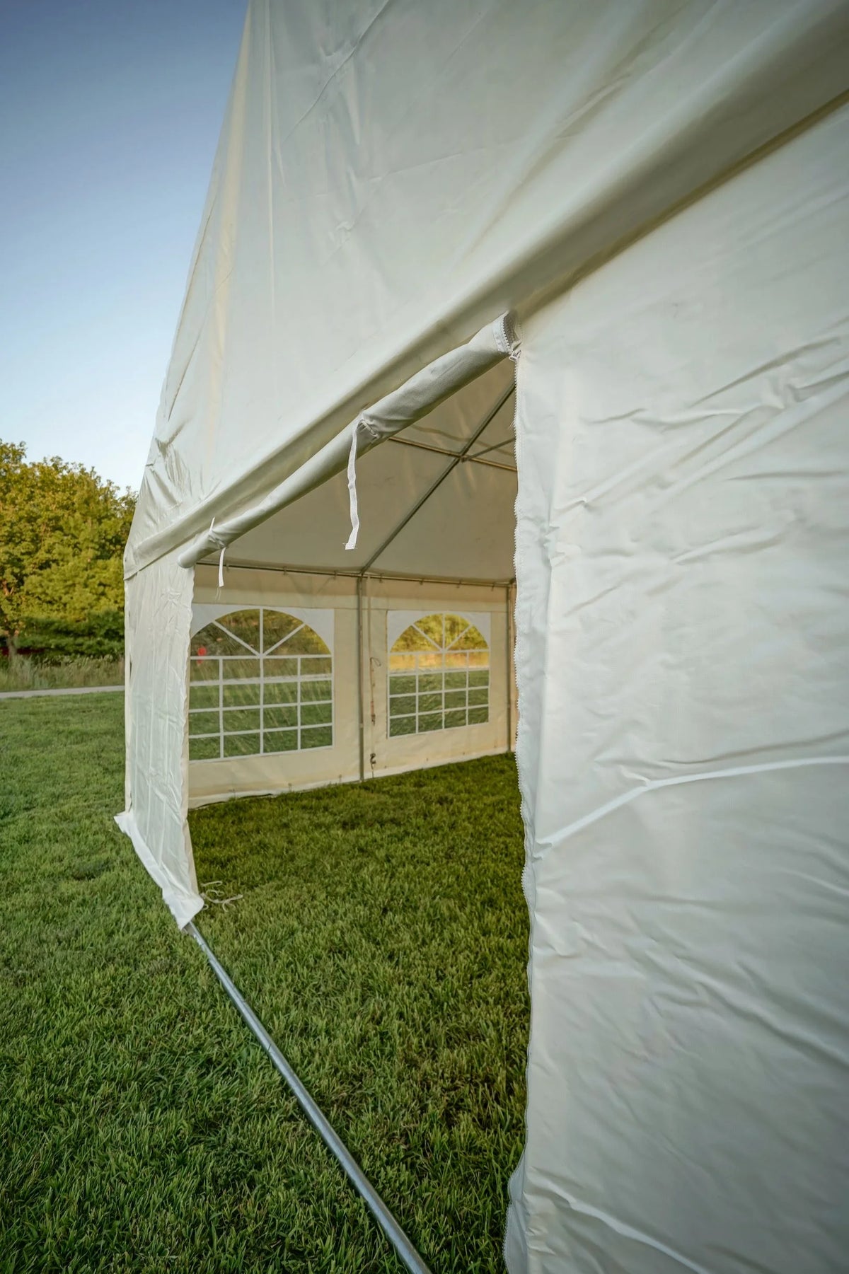 20'x40' Fire Resistant Event Tent with Sidewalls O5017