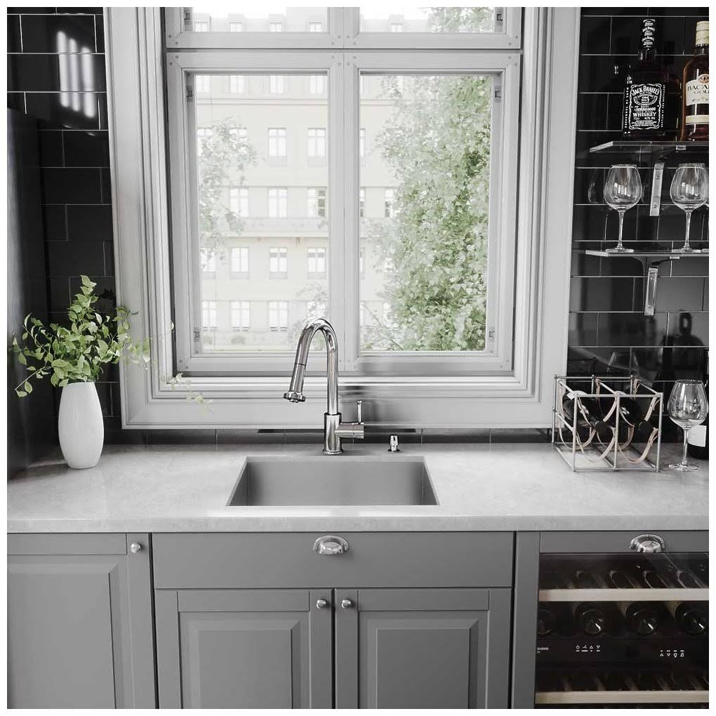 Chrome Pull-Out Spray Kitchen Faucet F500258