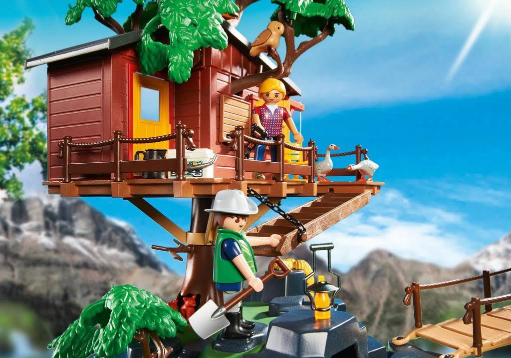 Wildlife Adventure Tree House Playset H49599