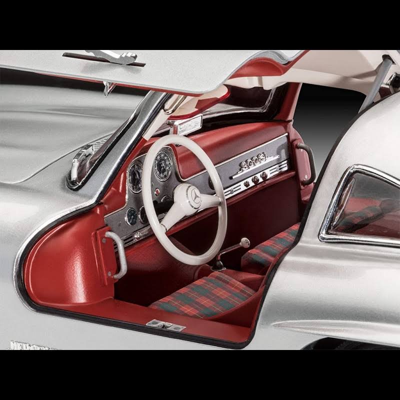 1:12 Model Car Kit U8897