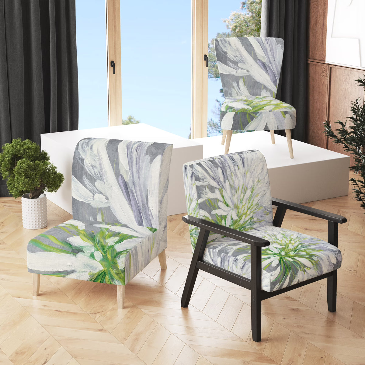 Upholstered Traditional Accent Chair R68418